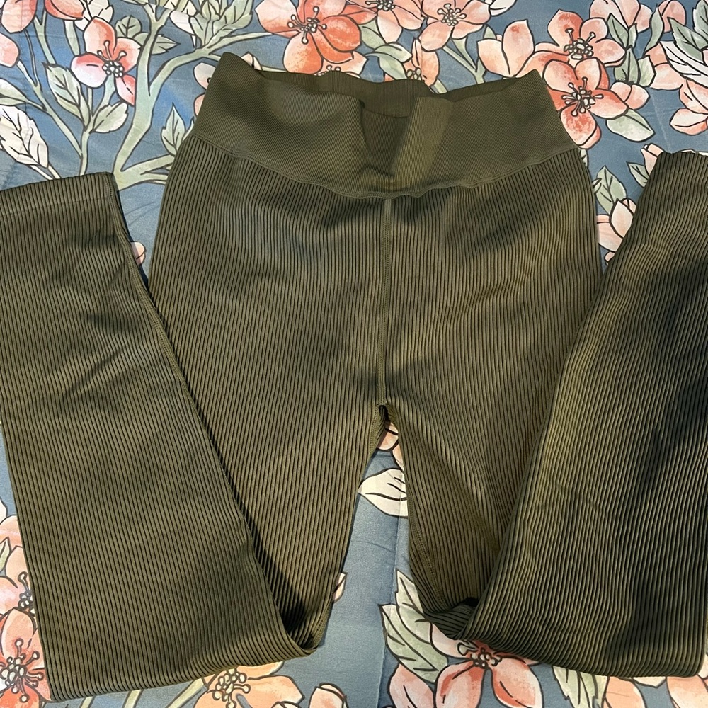 Calvin Klein Olive Green Leggings